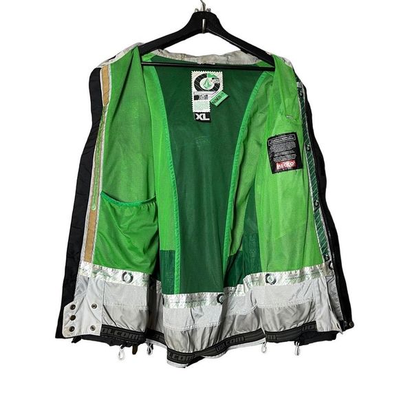 Volcom RECCO Snowboard Jacket XL - Picture 3 of 4